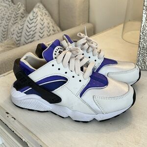 Nike Huarache Sneaker in White, Black, Lapis, Deep Royal Blue, & Phantom